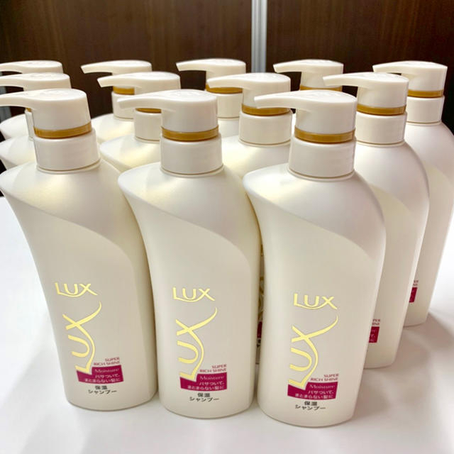 LUX(ラックス)のLUX シャンプー《モイスチャー》12本セット コスメ/美容のヘアケア/スタイリング(シャンプー)の商品写真