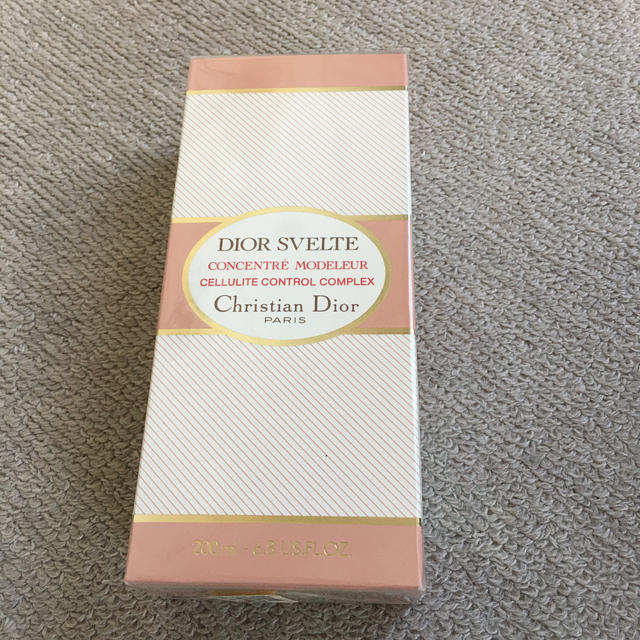 Christian Dior(クリスチャンディオール)のChristian Dior SVELTE コスメ/美容のボディケア(ボディローション/ミルク)の商品写真