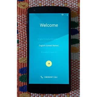 エルジーエレクトロニクス(LG Electronics)の Nexus5 LG-D821(スマートフォン本体)