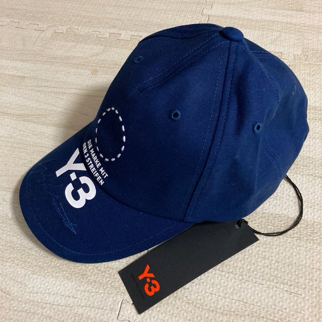 【タグ付き新品】y-3 キャップ 帽子　ネイビー帽子