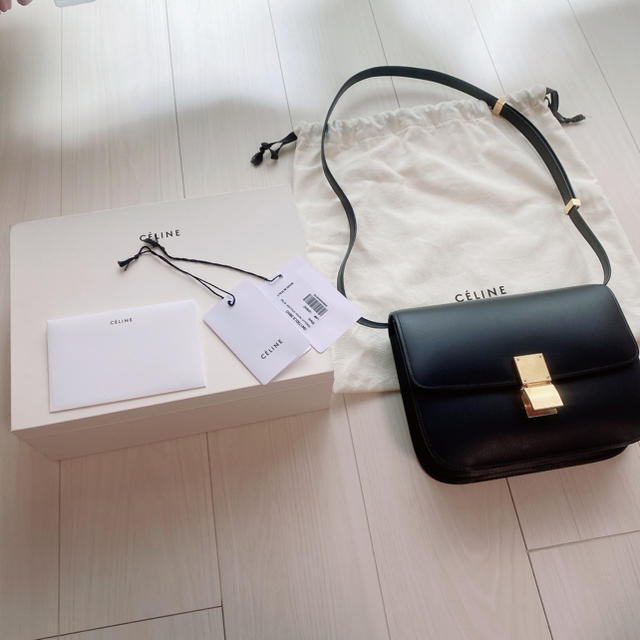 celine(セリーヌ)のセリーヌ クラシックボックス　旧ロゴ♡最終値下げ レディースのバッグ(ショルダーバッグ)の商品写真