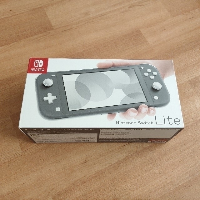 任天堂(ニンテンドウ)のNintendo Switch Liteグレー エンタメ/ホビーのゲームソフト/ゲーム機本体(家庭用ゲーム機本体)の商品写真