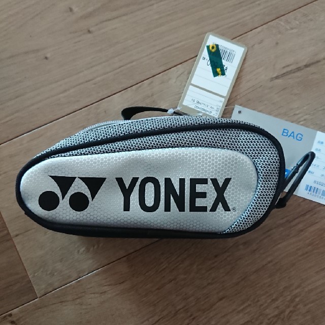 YONEX(ヨネックス)のYONEX ポーチ 新品未使用 レディースのファッション小物(ポーチ)の商品写真