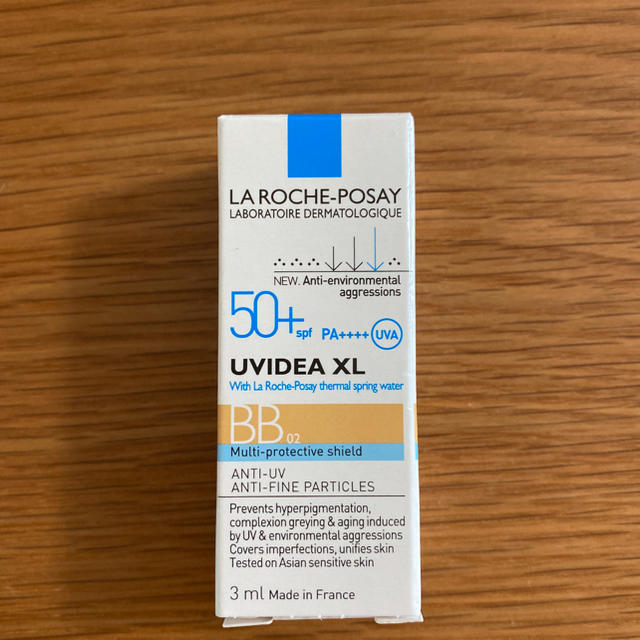 LA ROCHE-POSAY(ラロッシュポゼ)のラ ロッシュ ポゼ UVイデア XL プロテクションBB 02 30ml コスメ/美容のベースメイク/化粧品(BBクリーム)の商品写真