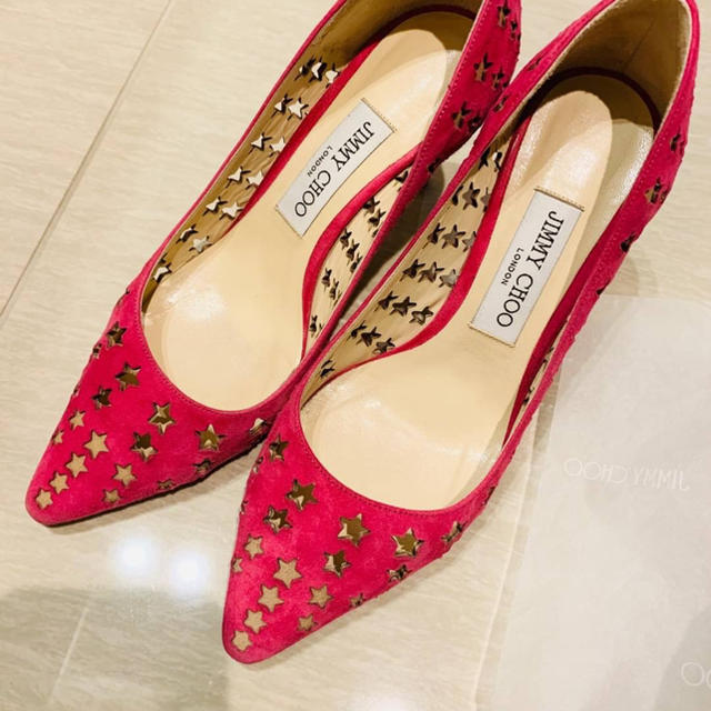 JIMMY CHOO(ジミーチュウ)のJIMMY CHOO☆ジミーチュウ☆パンプス レディースの靴/シューズ(ハイヒール/パンプス)の商品写真