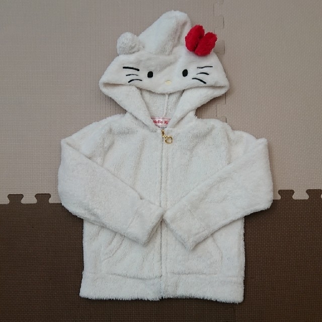 ハローキティ(ハローキティ)のHELLO KITTY 110 キッズ/ベビー/マタニティのキッズ服女の子用(90cm~)(ジャケット/上着)の商品写真