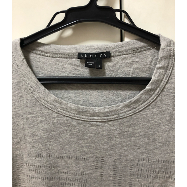 theory(セオリー)の【新品未使用85%オフ】セオリー Tシャツ S 米国製 メンズのトップス(Tシャツ/カットソー(半袖/袖なし))の商品写真