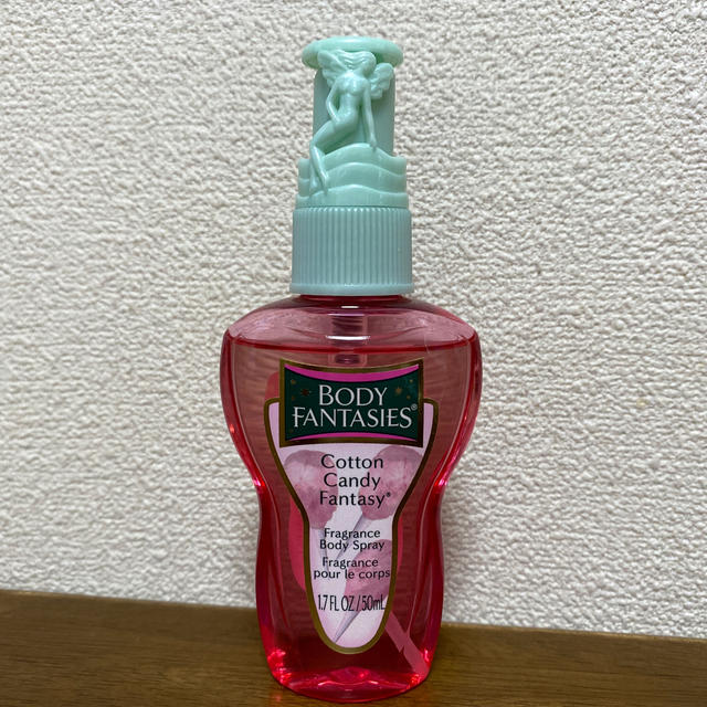 BODY FANTASIES(ボディファンタジー)のボディファンタジー ボディスプレー コットンキャンディー(50mL) コスメ/美容の香水(その他)の商品写真