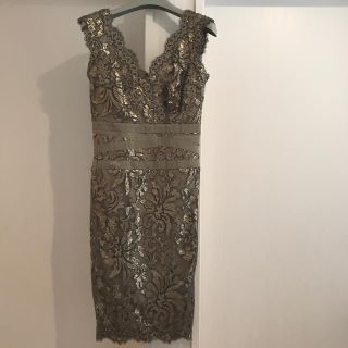 タダシショウジ(TADASHI SHOJI)のタダシショージ、スパンコールワンピース(ミディアムドレス)