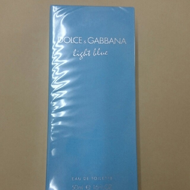 DOLCE&GABBANA(ドルチェアンドガッバーナ)の【50ml】DOLCE&GABBANA ライトブルー オードトワレ コスメ/美容の香水(ユニセックス)の商品写真