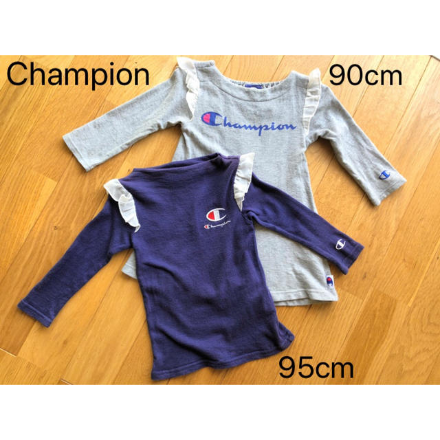 Champion(チャンピオン)の90.95cm★Championワンピース＆トップスset キッズ/ベビー/マタニティのキッズ服女の子用(90cm~)(Tシャツ/カットソー)の商品写真