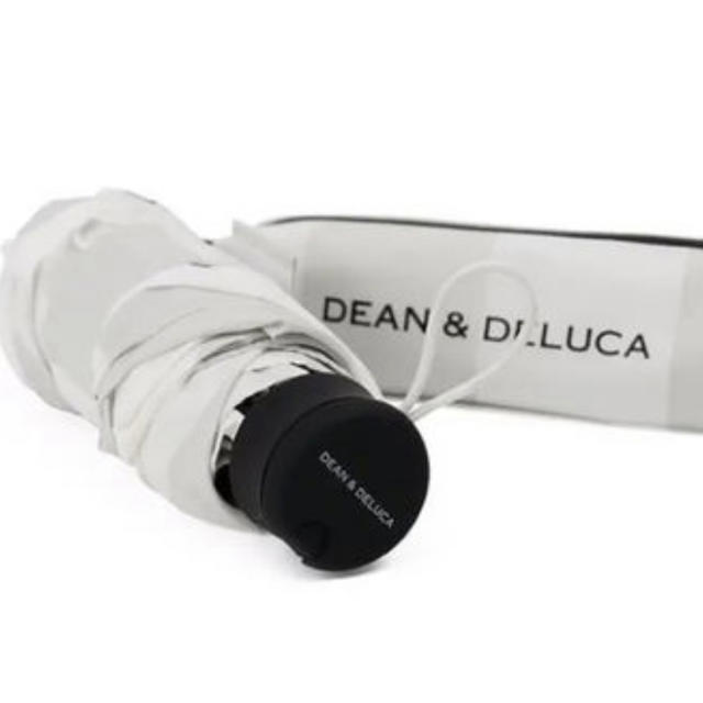 DEAN & DELUCA(ディーンアンドデルーカ)の新品未使用　DEAN&DELUCA  折り畳み傘 レディースのファッション小物(傘)の商品写真