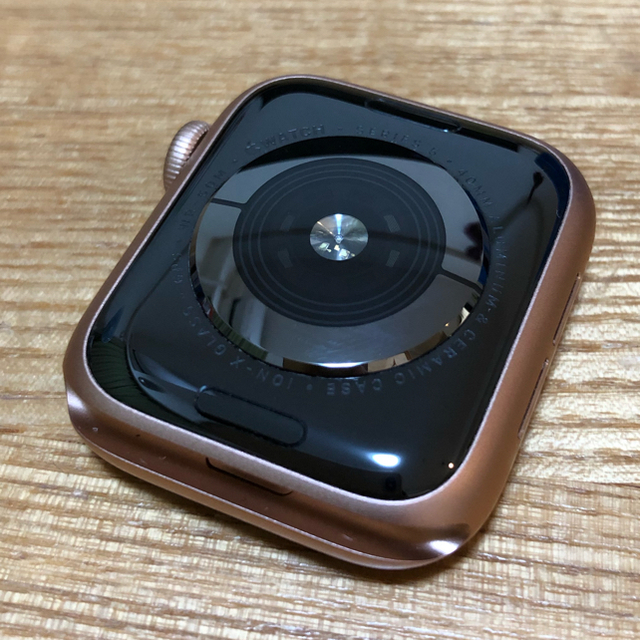 Apple Watch Series 5(GPS)40mmゴールド本体とバンド online shop