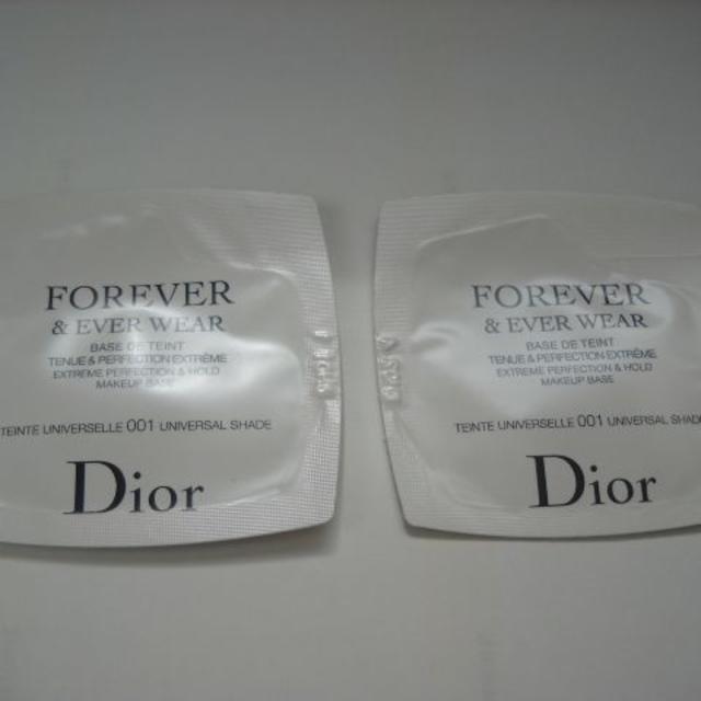 Christian Dior(クリスチャンディオール)のDior ディオールスキン フォーエヴァー&エヴァー ベース 001 ×2包 コスメ/美容のベースメイク/化粧品(化粧下地)の商品写真