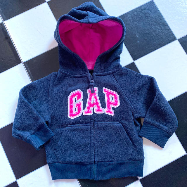 babyGAP(ベビーギャップ)のbaby GAP 80 キッズ/ベビー/マタニティのベビー服(~85cm)(ジャケット/コート)の商品写真