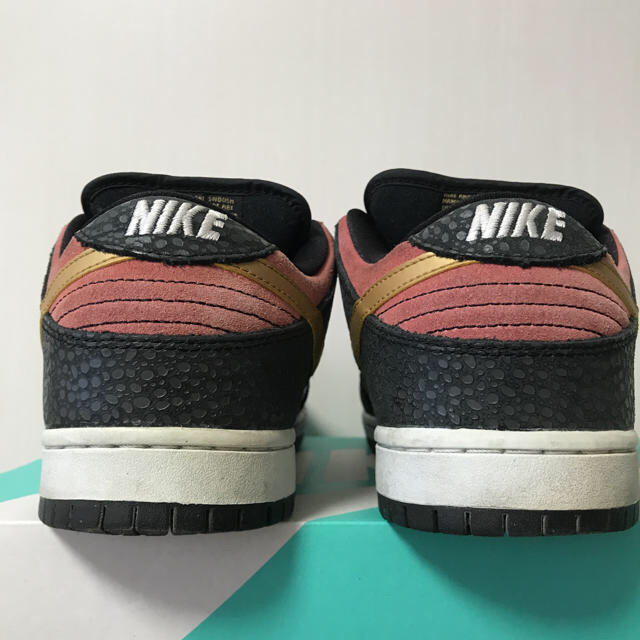 NIKE(ナイキ)のDunk Low Premium SB QS 'Walk Of Fame' メンズの靴/シューズ(スニーカー)の商品写真