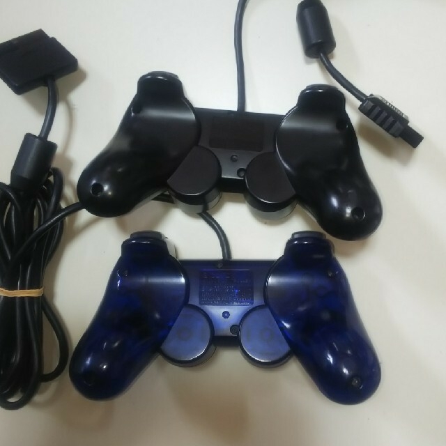 PlayStation2(プレイステーション2)のコントローラー エンタメ/ホビーのゲームソフト/ゲーム機本体(家庭用ゲームソフト)の商品写真