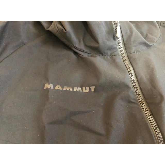 Mammut(マムート)のMAMMUT ソフトシェル　Mサイズ スポーツ/アウトドアのアウトドア(登山用品)の商品写真