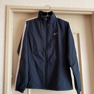 ナイキ(NIKE)のNIKE ブルゾン(ブルゾン)