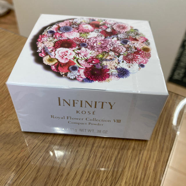 Infinity(インフィニティ)のインフィニティロイヤルフラワーコレクション コスメ/美容のベースメイク/化粧品(フェイスパウダー)の商品写真