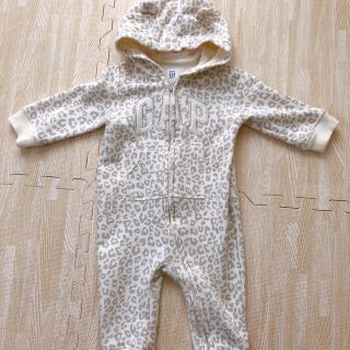 ベビーギャップ(babyGAP)の【あっきーさん専用】レオパード　ロンパース(カバーオール)