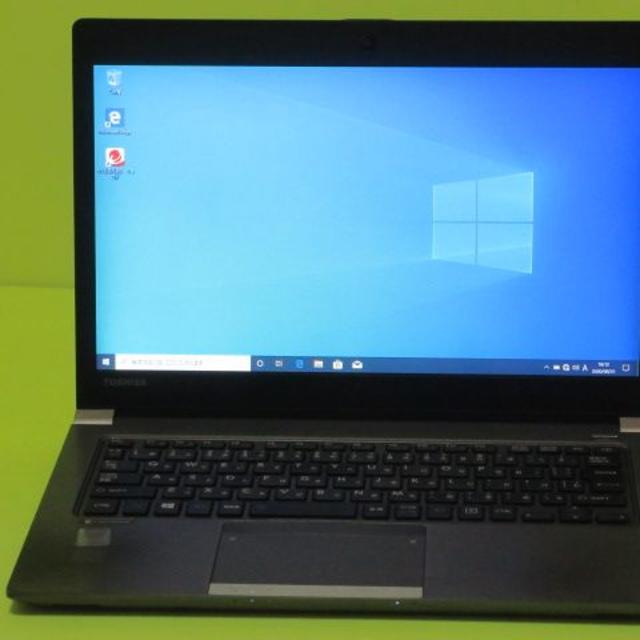 SSDで早い起動のTOSHIBA dynabook R63/W