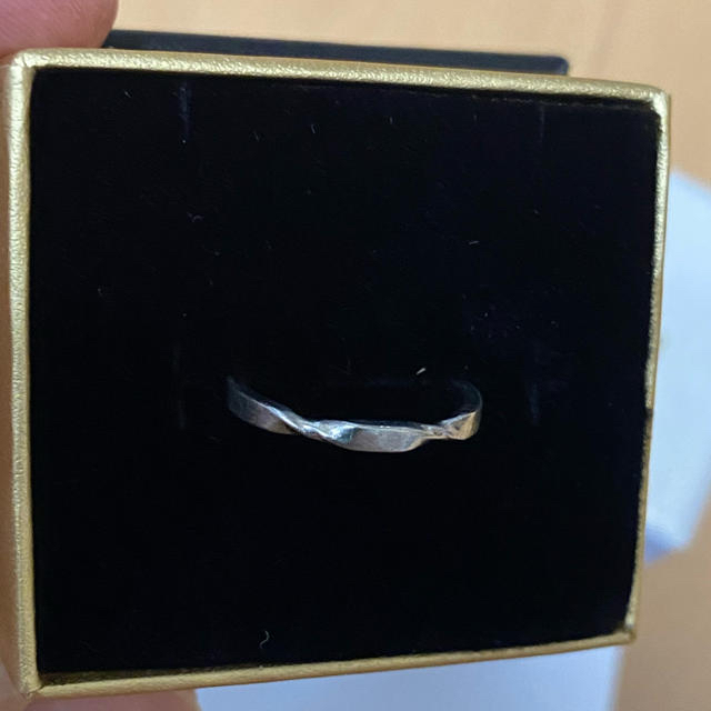 ete(エテ)のプラチナ　Pt900 ツイスト　ピンキーリング レディースのアクセサリー(リング(指輪))の商品写真