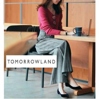 トゥモローランド(TOMORROWLAND)の美品 Tomorrow land トゥモローランド　セーター(ニット/セーター)