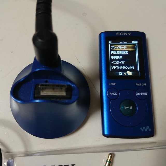 WALKMAN(ウォークマン)のWALKMAN  NW-E052K  (中古品)動作確認済み スマホ/家電/カメラのオーディオ機器(ポータブルプレーヤー)の商品写真