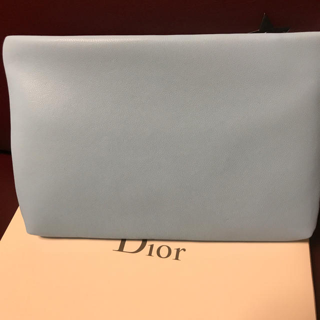 Dior(ディオール)の新品　DIOR ディオール　ポーチ　非売品 レディースのファッション小物(ポーチ)の商品写真