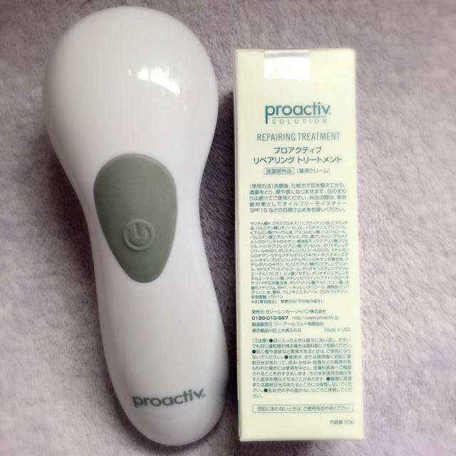 proactiv(プロアクティブ)のプロアクティブ＊洗顔ブラシ+3クリーム コスメ/美容のスキンケア/基礎化粧品(その他)の商品写真