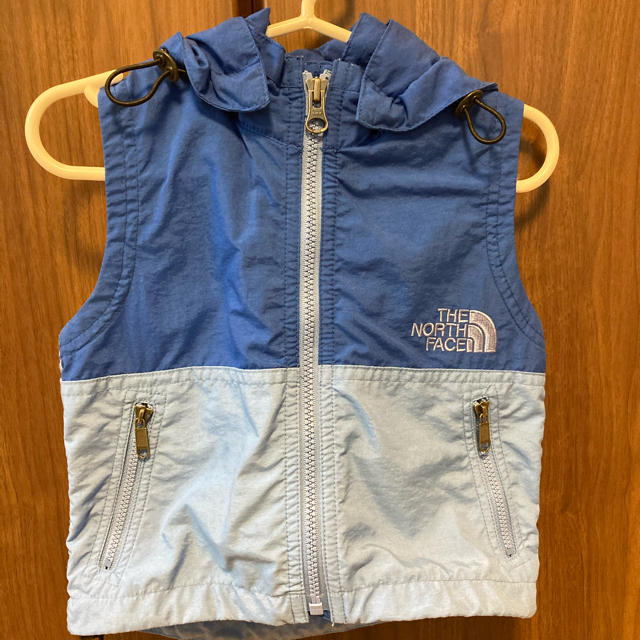 THE NORTH FACE(ザノースフェイス)のノースフェイス　ベスト　ベビー キッズ/ベビー/マタニティのベビー服(~85cm)(ジャケット/コート)の商品写真