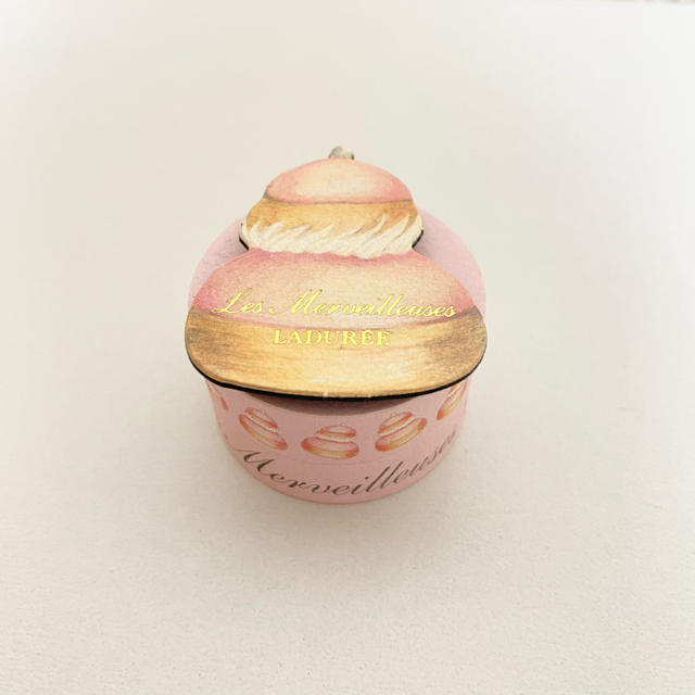 LADUREE(ラデュレ)のラデュレ　ミニアイシャドウ 101 コスメ/美容のベースメイク/化粧品(アイシャドウ)の商品写真