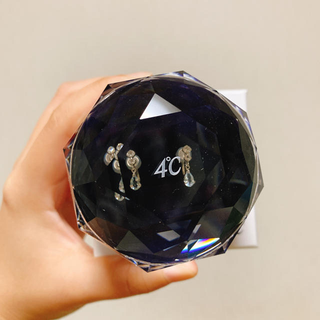 4℃(ヨンドシー)のイヤリング レディースのアクセサリー(イヤリング)の商品写真
