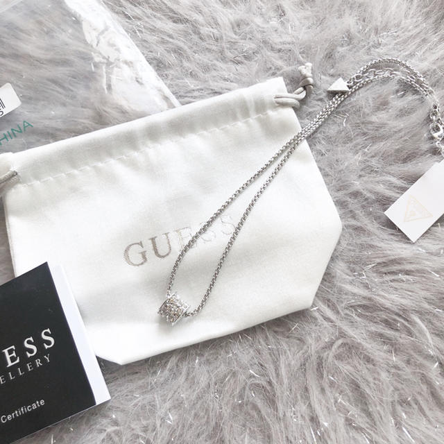 GUESS(ゲス)のGUESS ネックレス レディースのアクセサリー(ネックレス)の商品写真