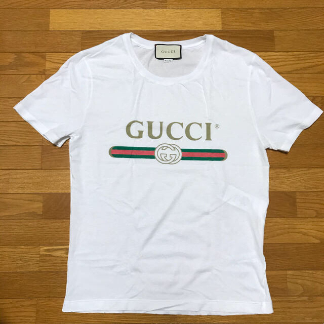 正規品GUCCI ロゴ ウォッシュドオーバーサイズ Tシャツ 白 美品 グッチ メンズのトップス(Tシャツ/カットソー(半袖/袖なし))の商品写真