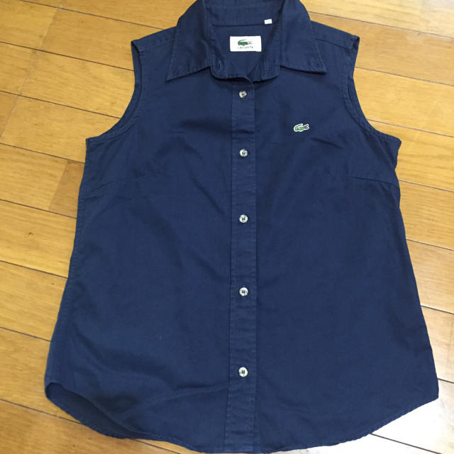 LACOSTE(ラコステ)のラコステ  ノースリーブ  シャツ  38 レディースのトップス(シャツ/ブラウス(半袖/袖なし))の商品写真