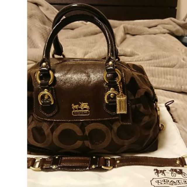 COACH(コーチ)の【中古】コーチ(COACH)　2WAYバッグ ハンドバッグ ／ショルダーバッグ レディースのバッグ(ハンドバッグ)の商品写真