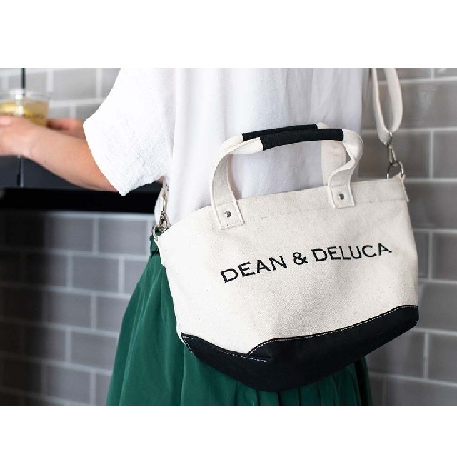 DEAN & DELUCA(ディーンアンドデルーカ)のDEAN & DELUCA　ショルダー付き　キャンバストートバッグ　Sサイズ レディースのバッグ(トートバッグ)の商品写真