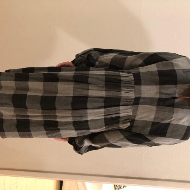 ZARA KIDS(ザラキッズ)のZARA128 ワンピース キッズ/ベビー/マタニティのキッズ服女の子用(90cm~)(ワンピース)の商品写真