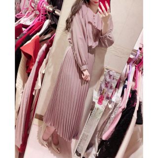 ナチュラルクチュール(natural couture)のしま様9/23キープ♡ナチュラルクチュール♡くすみピンク♡プリーツワンピース(ひざ丈ワンピース)