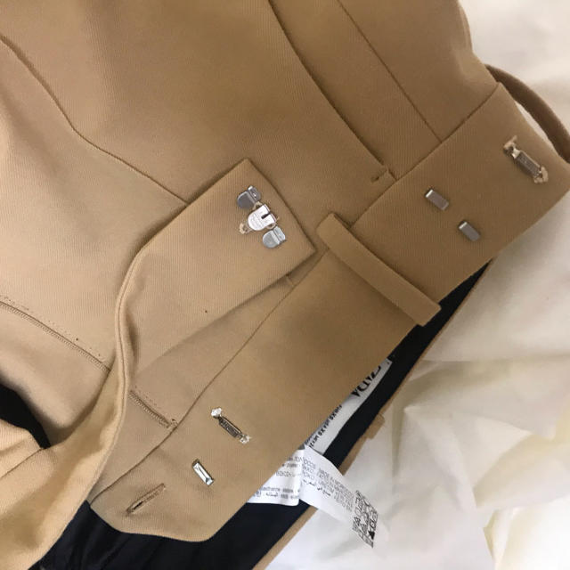 ZARA(ザラ)の新木優子着用　ZARA セットアップ　ジャケット　パンツ　セット レディースのジャケット/アウター(テーラードジャケット)の商品写真