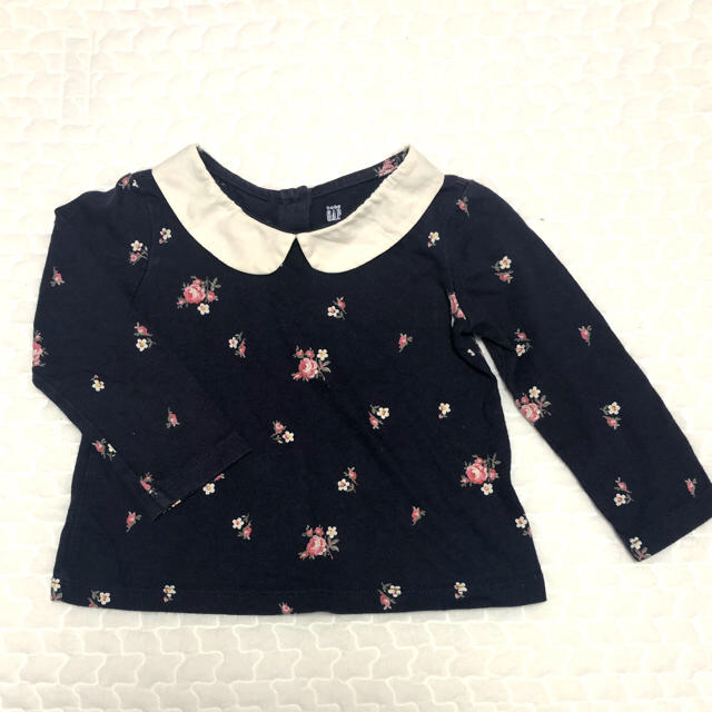 babyGAP(ベビーギャップ)の襟付き長袖カットソー キッズ/ベビー/マタニティのベビー服(~85cm)(シャツ/カットソー)の商品写真