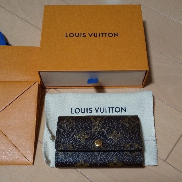 LOUIS VUITTON(ルイヴィトン)の【新品】LOUIS VUITTON ミュルティクレ6 キーケース レディースのファッション小物(キーケース)の商品写真