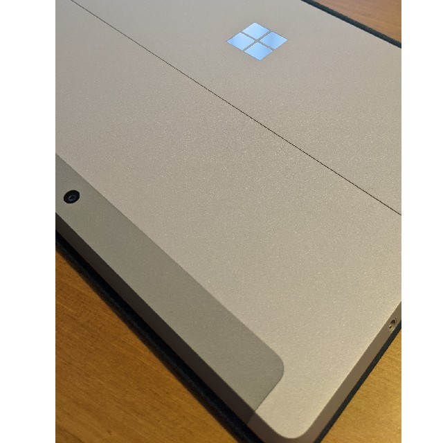 Surface Go 8GB/128GB タイプカバー/ケース付 1