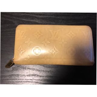 ルイヴィトン(LOUIS VUITTON)のLouisVuittonルイヴィトン長財布ジッピーウォレットヴェルニベージュ(財布)