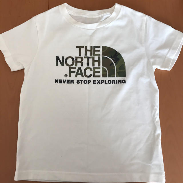 THE NORTH FACE(ザノースフェイス)のノースフェイス　キッズ　Tシャツ　120 キッズ/ベビー/マタニティのキッズ服男の子用(90cm~)(Tシャツ/カットソー)の商品写真