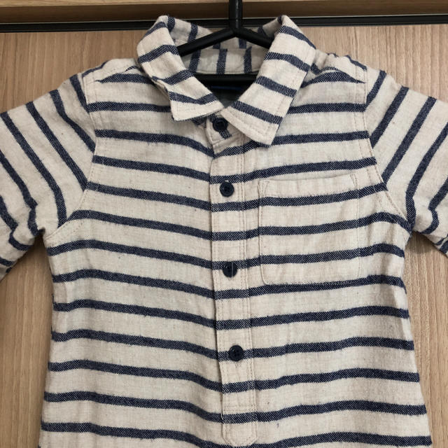 babyGAP(ベビーギャップ)のベビーギャップ　ボーダーロンパース 90 キッズ/ベビー/マタニティのキッズ服男の子用(90cm~)(Tシャツ/カットソー)の商品写真