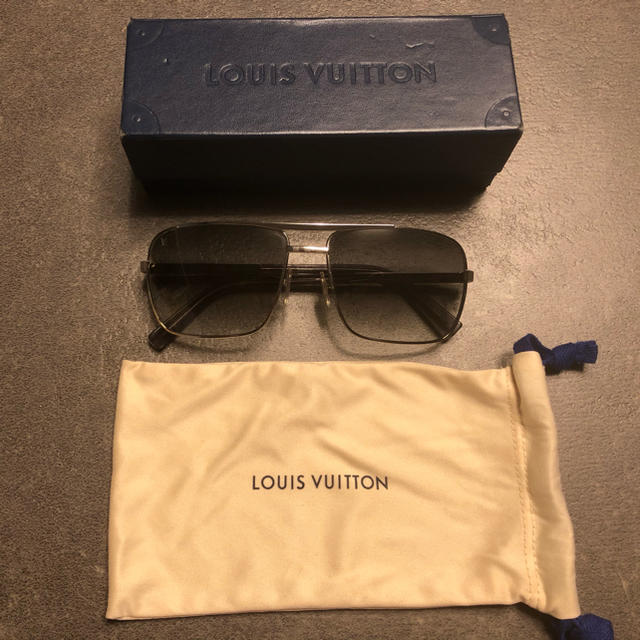 LOUIS VUITTON(ルイヴィトン)のルイヴィトン　LOUIS VUITTON アティチュード　サングラス メンズのファッション小物(サングラス/メガネ)の商品写真