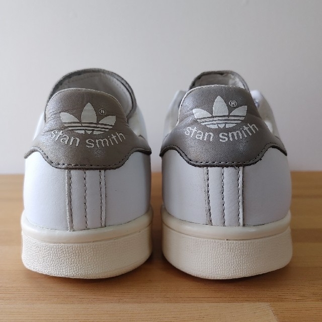 adidas(アディダス)のadidas / stan smith / gray / 25.5cm レディースの靴/シューズ(スニーカー)の商品写真